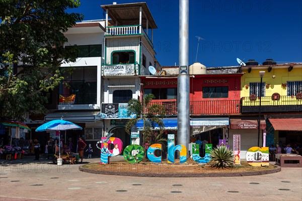 Colourful painted lettering in Pochutla, Baja de Huatulco, South Pacific Coast, State of Oaxaca, Mexico, Central America