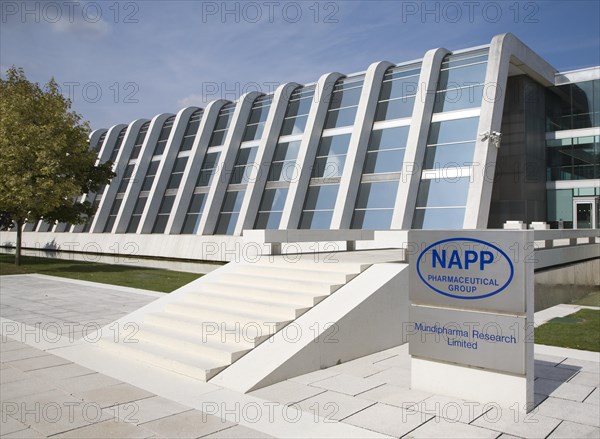 NAPP pharmaceutical group building architect Arthur Erickson, Cambridge Science Park, Cambridge, England completed in the 1980s