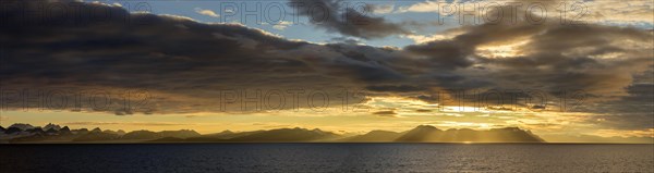 Torell Land in the Sor-Spitsbergen National Park at sunset in summer, southeast Svalbard, Spitsbergen, Norway, Europe