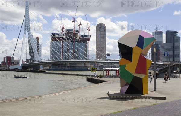 Erasmusbrug, Erasmus Bridge, spanning the River Maas, Rotterdam, Nethrlands