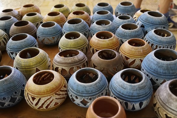 Vases, jugs, water jars, pottery, souvenirs, Trinidad, Cuba, Greater Antilles, Caribbean, Central America, America, Central America