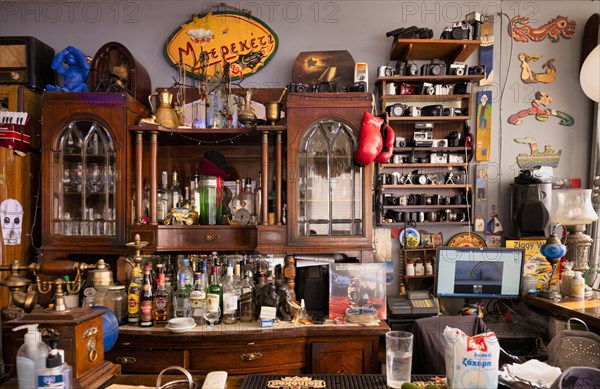 Interior photo, interior design Cafe Anemolia, bizarre, odds and ends, cameras, boxing gloves, Thessaloniki, Macedonia, Greece, Europe