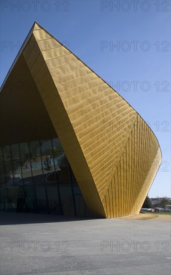 Firstsite building for visual arts architect Rafael Vinoly, Colchester, Essex, England, United Kingdom, Europe