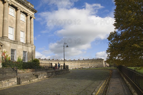 The Royal Crescent, architect John Wood the Younger built between 1767 and 1774, Bath, Somerset, England, United Kingdom, Europe