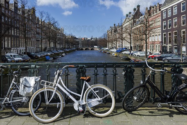 Bicycle city with canals, travel, cyclist, bike, bicycle, completed, tourism, mobility, centre, canals, symbolic, metropolis, city trip, city trip, city centre, Amsterdam, Netherlands