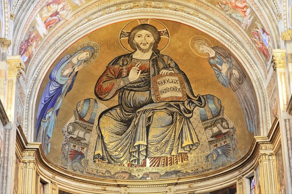 Dome mosaic, painting in the choir, Cathedral, Piazza Dei Miracoli, Pisa, Tuscany, Italy, Europe