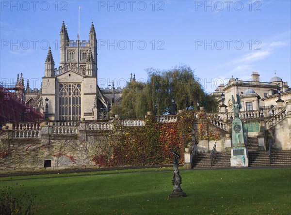 Abbey church from Parade Gardens, Bath, Somerset, England, United Kingdom, Europe