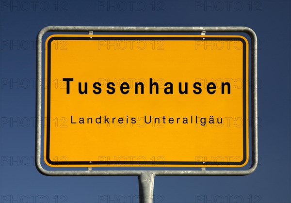 Town sign Tussenhausen, market in the district of Unterallgaeu, Bavaria, Germany, Europe