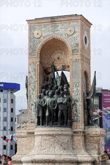 Mustafa Kemal Atatuerk with comrades-in-arms, Independence Monument by Pietro Canonica, Taksim Square or Taksim Meydani, Beyoglu, Istanbul, European part, Istanbul province, Turkey, Asia