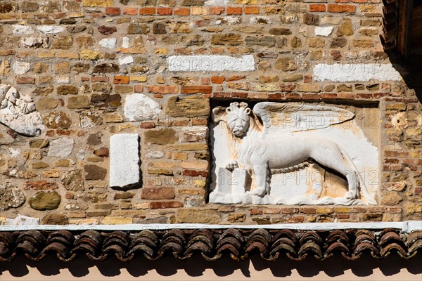 Venetian Loewe, old town houses, Citta vecchia, island of Grado, north coast of the Adriatic, Friuli, Italy, Grado, Friuli, Italy, Europe