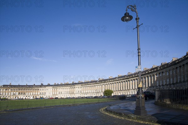 The Royal Crescent, architect John Wood the Younger built between 1767 and 1774, Bath, Somerset, England, United Kingdom, Europe