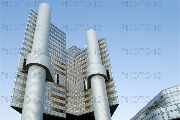 HVB-Tower at sunset, HVB Immobilien, Hypovereinsbank HVB Real Estate, Unicredit Group at Arabellapark, Munich, Bavaria, Germany, Europe