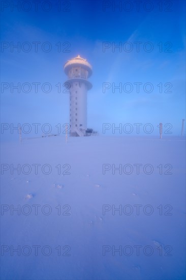 Winter on the Feldberg, Feldberg tower sunrise, Breisgau-Hochschwarzwald district, Baden-Wuerttemberg, Germany, Europe