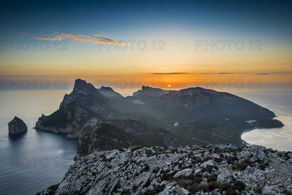 Sunrise, Cape Formentor, Port de Pollenca, Serra de Tramuntana, Majorca, Majorca, Balearic Islands, Spain, Europe