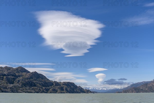 Glacial Lake, Cloud, UFO, Lago Grey, Torres del Paine National Park, Parque Nacional Torres del Paine, Cordillera del Paine, Towers of the Blue Sky, Region de Magallanes y de la Antartica Chilena, Ultima Esperanza Province, UNESCO Biosphere Reserve, Patagonia, End of the World, Chile, South America