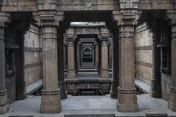 Dai Halima Vav Stepwell, Unesco site, Ahmedabad, Gujarat, India, Asia