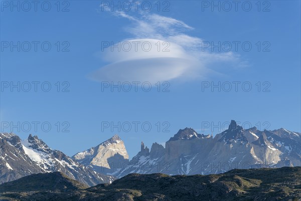 UFO-shaped cloud over Lago Grey, Torres del Paine National Park, Parque Nacional Torres del Paine, Cordillera del Paine, Towers of the Blue Sky, Region de Magallanes y de la Antartica Chilena, Ultima Esperanza Province, UNESCO Biosphere Reserve, Patagonia, End of the World, Chile, South America