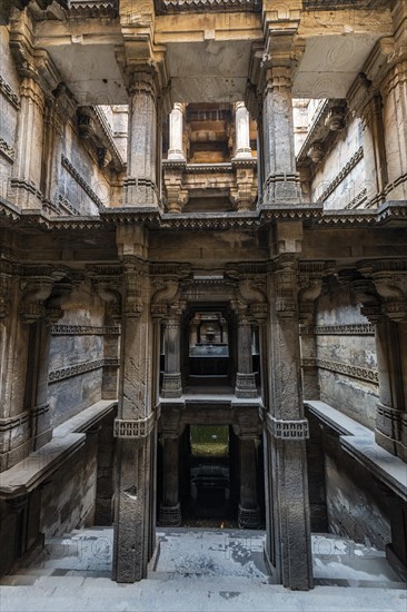 Dai Halima Vav Stepwell, Unesco site, Ahmedabad, Gujarat, India, Asia