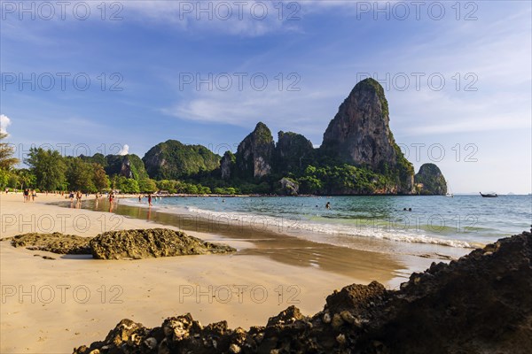 Railay-beach near Krabi, panorama, sandy beach, dream beach, beach, beach holiday, limestone rocks, landscape, coastal landscape, coast, paradise, holiday paradise, Asian, bay, beach landscape, bay, sea, ocean, Andaman Sea, tropical, water, travel, tourism, paradisiacal, beach holiday, long-distance travel, sun, sunny, holiday, idyllic, Siam, exotic, travel photo, Krabi, Thailand, Asia