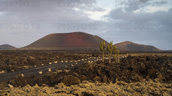 Caldera Colorada, Parque Natural de Los Volcanes, Masdache, Lanzarote, Canary Islands, Spain, Europe