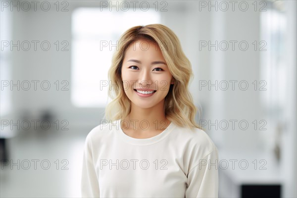 Asian woman with blond hair with large light blurry room in background. KI generiert, generiert AI generated