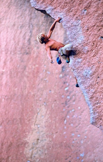 Climber on a route of the seventh or eighth degree of difficulty on the German scale, Smith Rocks State Park, Oregon, USA, retro, vintage, old, retro, vintage, old, North America