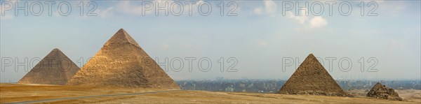 Pyramids of Giza, desert, wonder of the world, building, panorama, monument, architecture, structure, ancient, history, history of the earth, history of mankind, monument, world history, epoch, kingdom, pharaoh, limestone, monument, tomb, tomb, burial chamber, attraction, famous, landmark, Cairo, Egypt, Africa