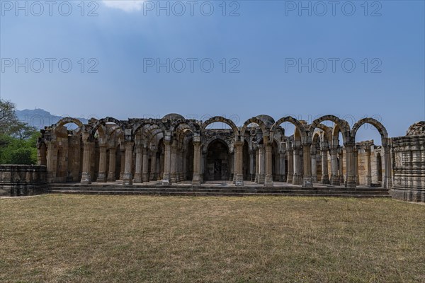 Kamani mosque, Unesco site Champaner-Pavagadh Archaeological Park, Gujarat, India, Asia