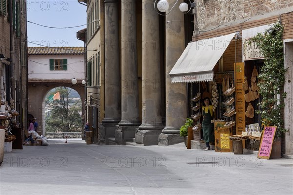 Alley in the historic centre of Castiglione del Lago, Perugia, Umbria, Italy, Europe