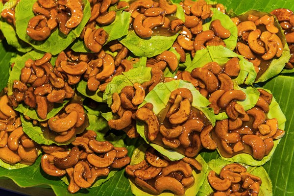 Roasted nuts at the evening market in Krabi, market, food, nutrition, decoration, display, grilled, roasted, food, presentation, decorated, Thailand, Asia