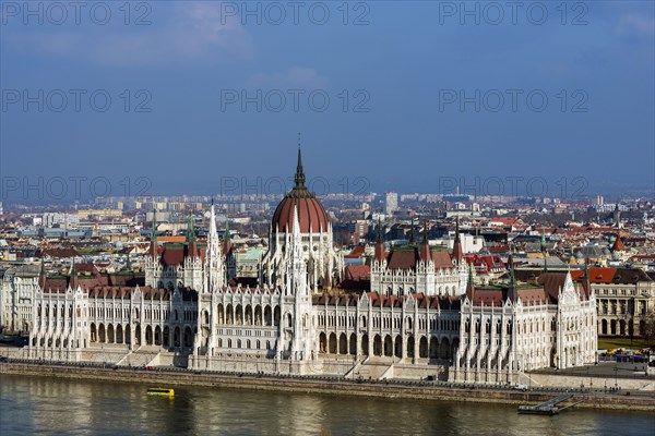 The Danube and the Parliament, politics, city view, travel, city trip, tourism, overview, Eastern Europe, architecture, building, attraction, sightseeing, history, historical, cityscape, river, capital, Budapest, Hungary, Europe