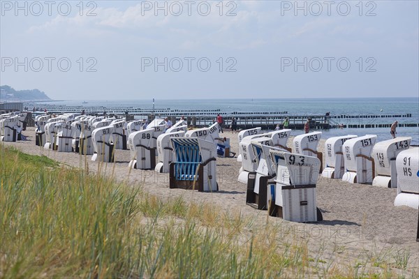 Beach chairs on the beach, behind groynes, Kuehlungsborn, Mecklenburg-Vorpommern, Germany, Europe