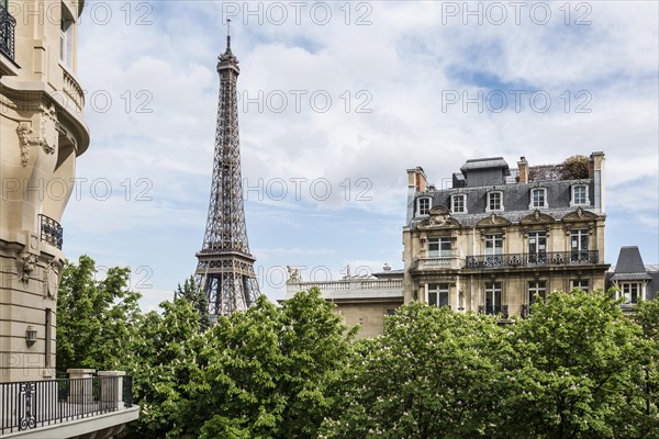 Eiffel Tower, Tour Eiffel, Paris, Ile de France, France, Europe