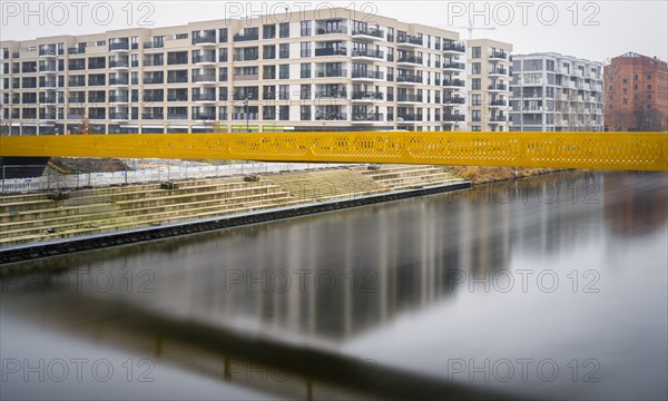 Long exposure, Golda Meir footbridge on the Landwehr Canal, Berlin, Germany, Europe