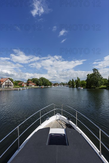 Bow of a houseboat, holiday form, boat, contemplative, tranquility, idyllic, traffic, village, canal, leisure, travel, holiday, boat, sky, recreation, nature, nautical, seafaring, horizon, water, freshwater, Masuria, Poland, Europe