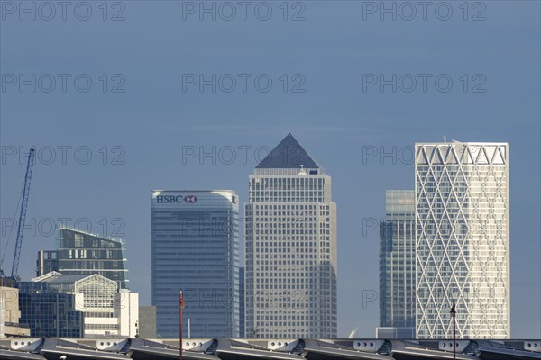 Canary Wharf office blocks and skyscaper skyline, City of London, England, United Kingdom, Europe