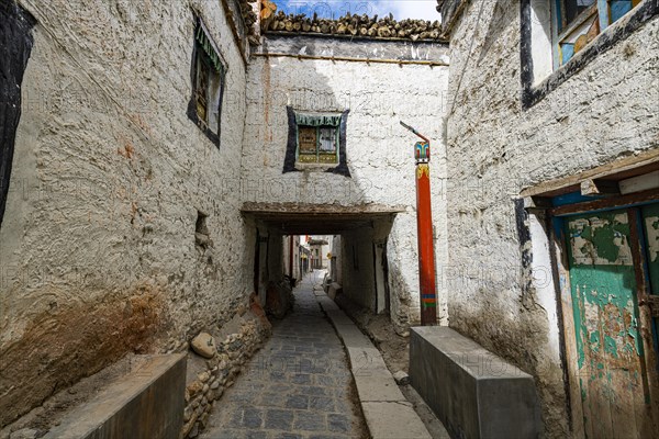 The walled historic centre, Lo Manthang, Kingdom of Mustang, Nepal, Asia