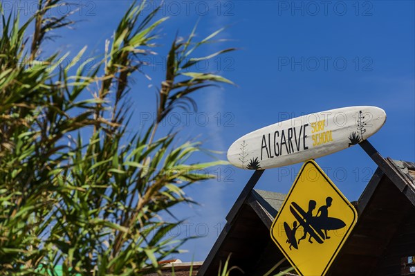 Surf school in the Algarve, surfer, surfing, water sports, sport, summer holiday, holiday, leisure, leisure sports, active holiday, scene, sports holiday, learn, school, advertising, hobby, travel, holiday, sea, cult, cult sport, Atlantic, Algarve, Portugal, Europe