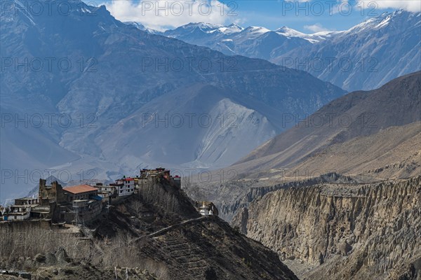 Village on a edge, Mutinath valley, Kingdom of Mustang, Nepal, Asia