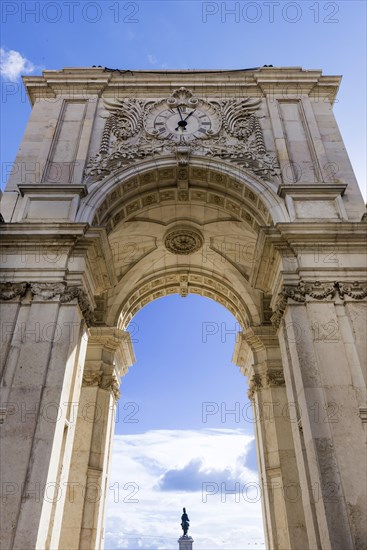 The Arco da rua Augusta, arch, triumphal arch, monument, old town, centre, historical, attraction, city view, city centre, city trip, journey, holiday, sight, landmark, building, history, city history, capital, Praca do Comercio, Lisbon, Portugal, Europe