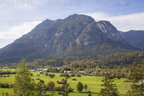 Kramerspitz or Kramer with Loisach valley seen from the Philosophenweg, autumn, Garmisch-Partenkirchen, Upper Bavaria, Bavaria, Germany, Europe