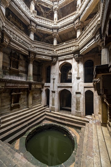 Adalaj Stepwell or Rudabai Stepwell, Adalaj, Gujarat, India, Asia