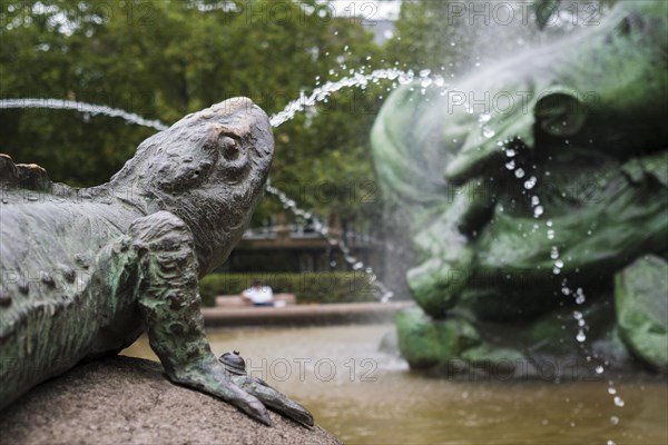 Fountain, Stuhlmann Fountain, Altona, Hamburg, Germany, Europe