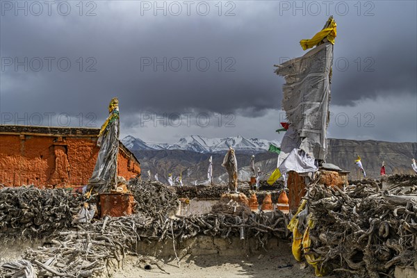 Stupas (chsrten) in Lo-Manthang village, Kingdom of Mustang, Nepal, Asia