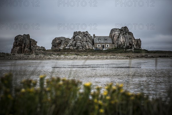 House between rocks, Castel Meur, La Gouffre, Plougrescant, Cote de Granit Rose, Cotes d'Armor, Brittany, France, Europe