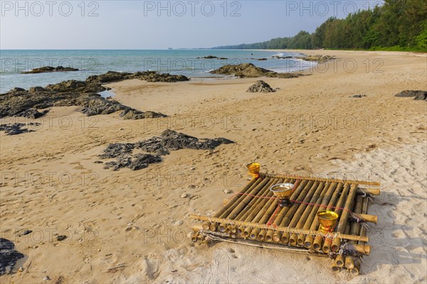 Beach landscape at Silent beach with gift for victims of the tsunami in Khao lak, beach, sandy beach, beach holiday, holiday, travel, tourism, sea, seascape, coastal landscape, landscape, rocky, stony, ocean, nature, lonely, empty, nobody, dream beach, beautiful, weather, climate, sunny, sun, paradise, beach paradise, Thailand, Asia