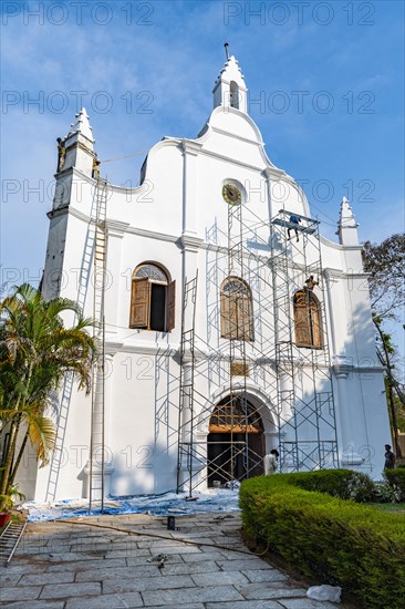 Santa Cruz Cathedral Basilica, Kochi, Kerala, India, Asia