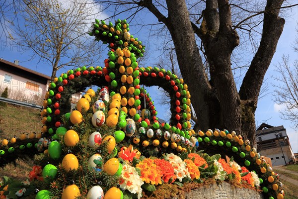 Easter fountain in Tiefenpoelz near Heiligenstadt, Bamberg district, Franconian Switzerland, Upper Franconia, Bavaria, Germany, Europe