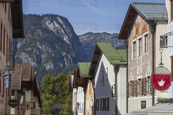 Ludwigstrasse with historic houses and Lueftlmalereien, Partenkirchen district, Garmisch-Partenkirchen, Werdenfelser Land, Upper Bavaria, Bavaria, Germany, Europe