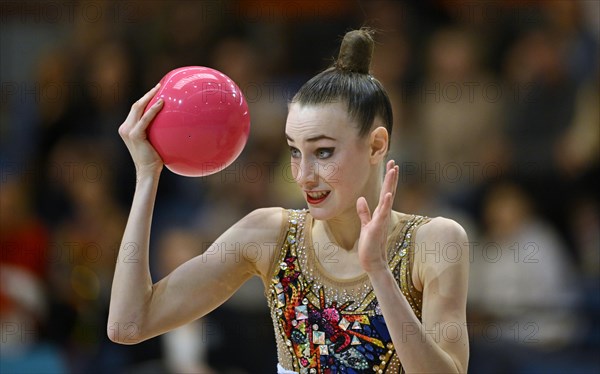 World champion Darja Varfolomeev (GER), action, ball, rhythmic gymnastics, RSG, Schmiden International 2024, Fellbach, Baden-Wuerttemberg, Germany, Europe